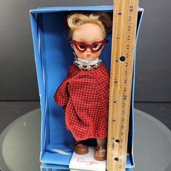 Vintage Cosmopolitan Ginger Doll All Original 7" with Original Box & Stand! - Picture 8 of 16